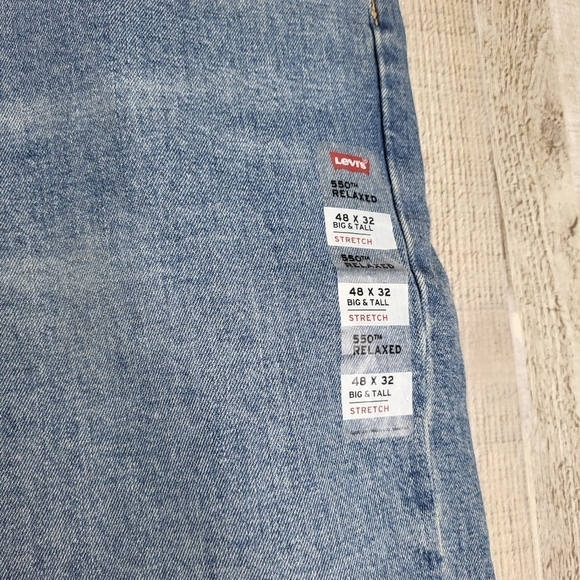 Men's Levi's 550 Relaxed-Fit Stretch Straight Blue Jeans 48x32 New - Picture 3 of 15